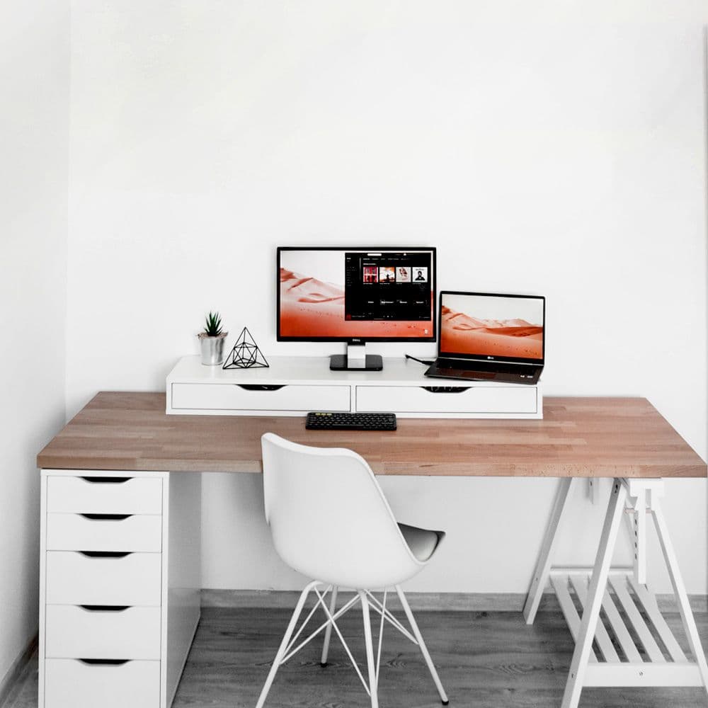 DESKTOP TABLE WITH DRAWERS